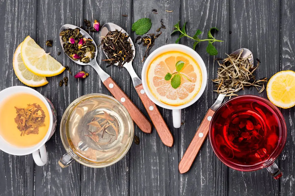 Tisane naturali indicate per chi vuole gestire la glicemia in modo semplice e gustoso Tisane naturali indicate per chi vuole gestire la glicemia in modo semplice e gustoso