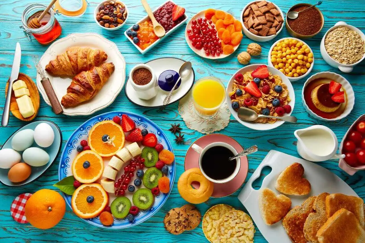 Colazione e salute digestiva: cosa scegliere al mattino in caso di gastrite e reflusso?