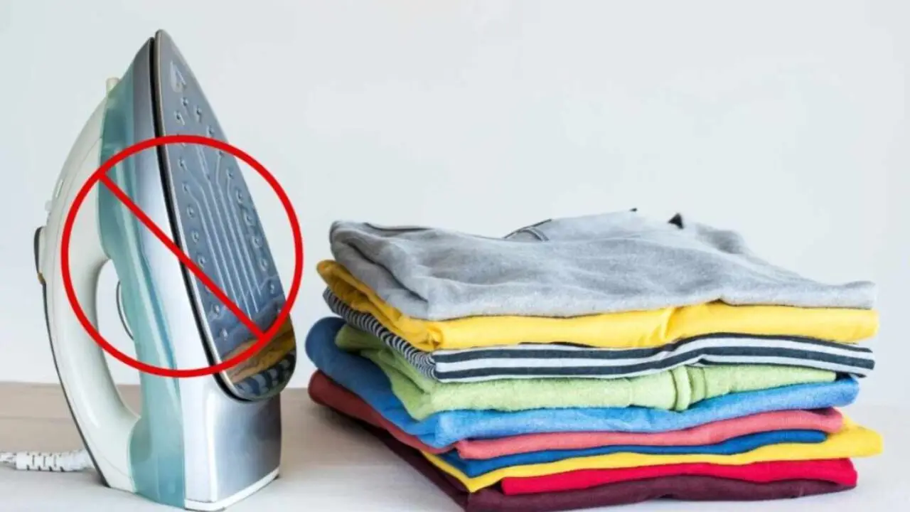 Elimina le pieghe dai vestiti in asciugatrice: ecco il trucco che usano le lavanderie professionali