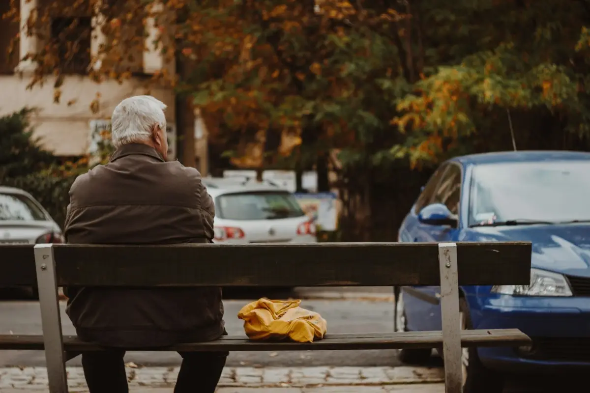 Patente in scadenza? Ecco le verifiche richieste per chi ha superato i 75 anni Patente in scadenza? Ecco le verifiche richieste per chi ha superato i 75 anni