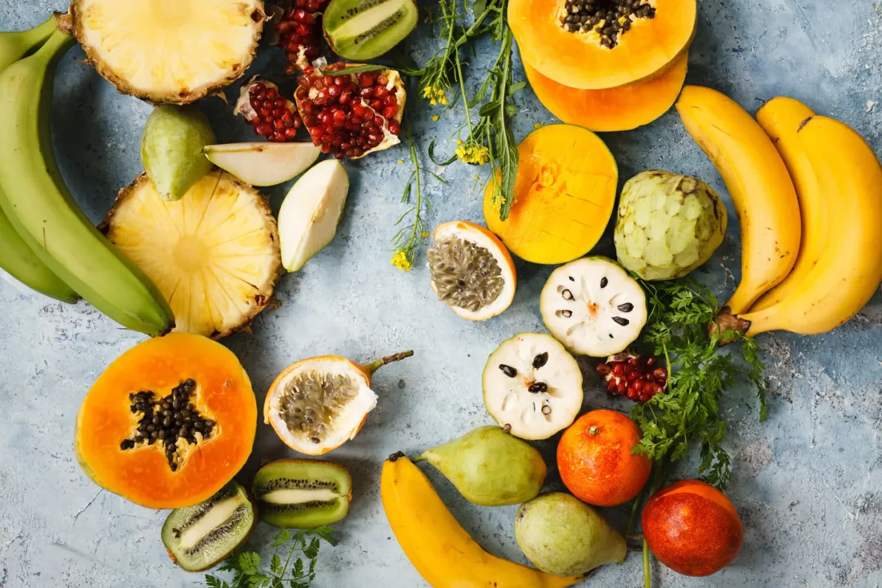 Vuoi migliorare il benessere digestivo? Ecco la frutta ideale da avere sempre in casa Vuoi migliorare il benessere digestivo? Ecco la frutta ideale da avere sempre in casa